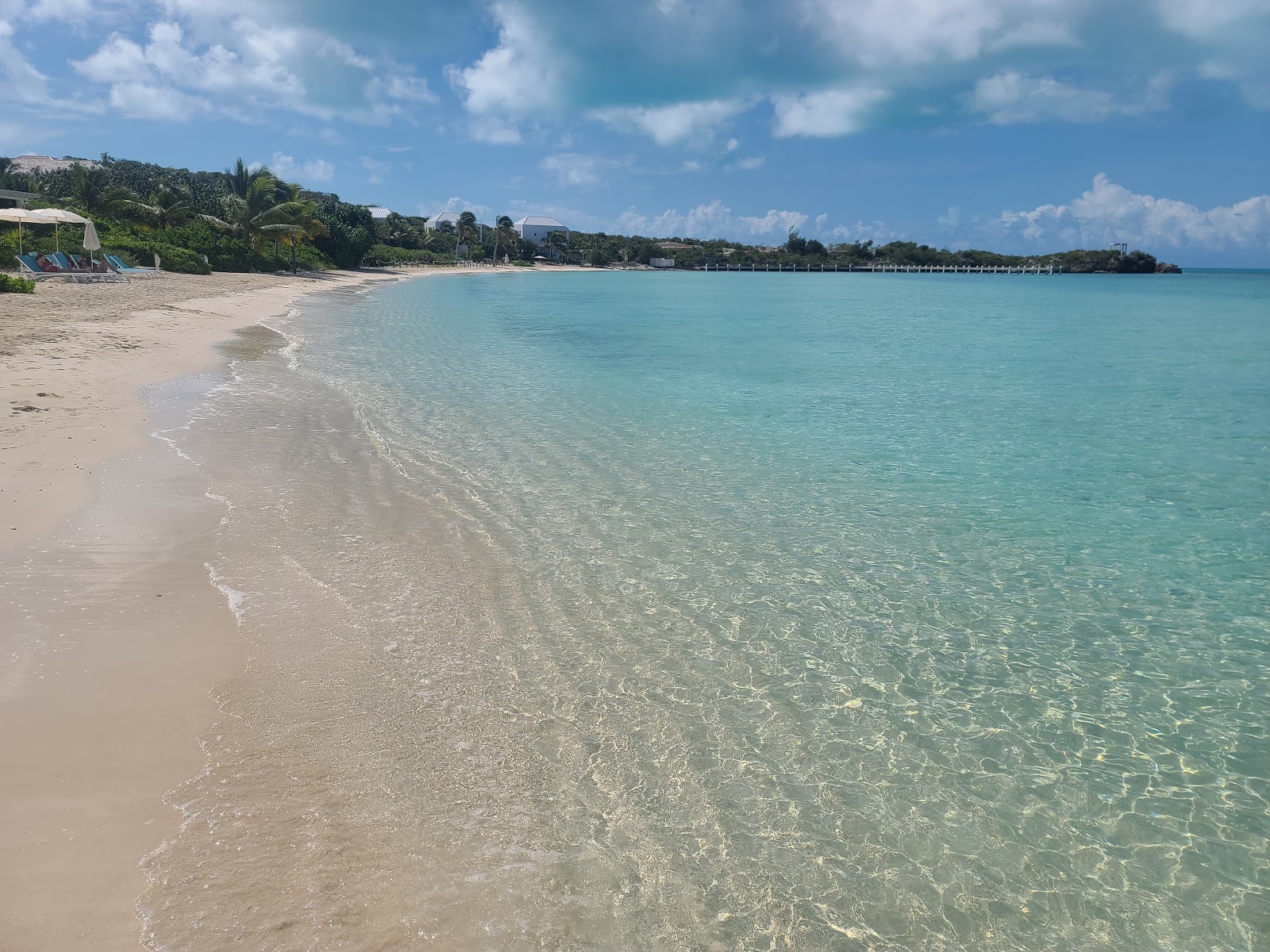 Foto de Praia de Sapodilla Bay - lugar popular entre os apreciadores de relaxamento