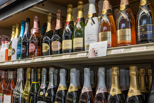 Liquor Store «Spirit Shop», reviews and photos, 2077 Marlton Pike East, Cherry Hill, NJ 08003, USA