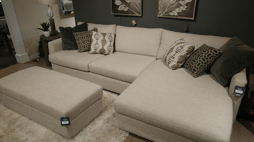 Furniture Store «Bassett Home Furnishings», reviews and photos, 5951 S 180th St, Tukwila, WA 98188, USA