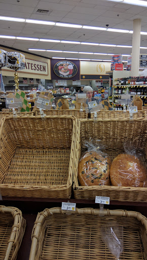 Grocery Store «Safeway», reviews and photos, 2525 SE Tualatin Valley Hwy, Hillsboro, OR 97123, USA