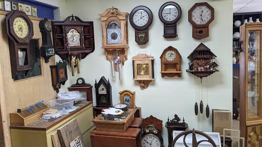 Leroy Newswanger Clockmaker & Watchmaker image 5
