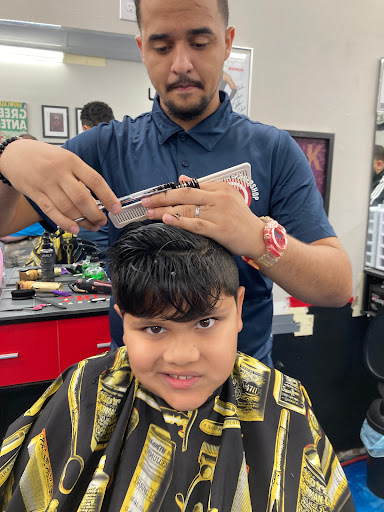 Barber Shop «Heroes Only Barber Shop», reviews and photos, 10412 County Rd 39, Lithia, FL 33547, USA