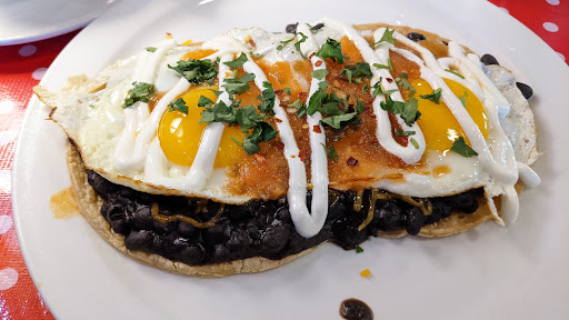 Vegetarian Restaurant «Longbranch Cafe and Bakery», reviews and photos, 100 E Jackson St, Carbondale, IL 62901, USA