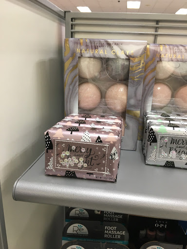 Department Store «T.J. Maxx», reviews and photos, 3445 Princeton Rd, Hamilton, OH 45011, USA