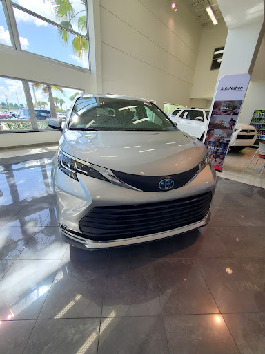 Toyota Dealer «AutoNation Toyota Weston», reviews and photos, 4050 Weston Rd, Davie, FL 33331, USA