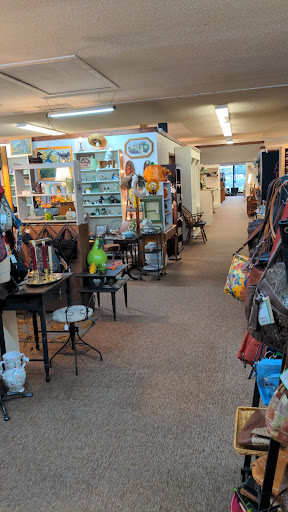 Used Furniture Store «The Attic Furniture and Home Goods», reviews and photos, 2015 Fairfax St, Eau Claire, WI 54701, USA