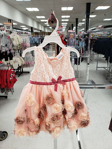 Shopping Mall «The Shops at Iverson», reviews and photos, 3737 Branch Ave, Temple Hills, MD 20748, USA