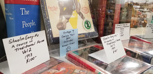 Thrift Store «Clothes Less Traveled», reviews and photos