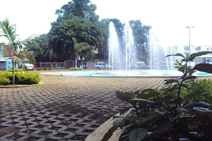 Plaza El Agua image