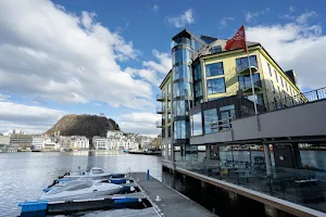 Thon Hotel Ålesund image