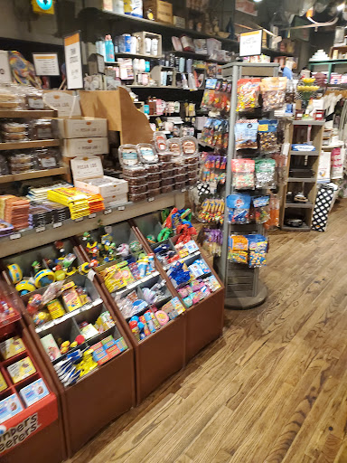 American Restaurant «Cracker Barrel Old Country Store», reviews and photos, 1395 Ford St, Maumee, OH 43537, USA