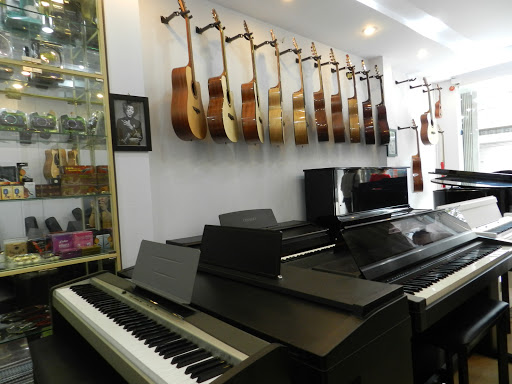 Piano Store