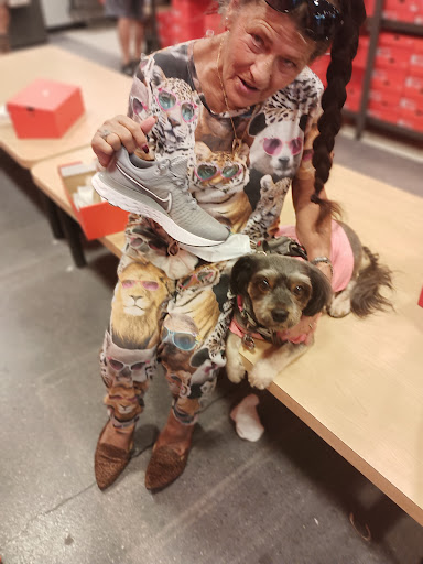 Outlet Mall «Sanibel Outlets», reviews and photos, 20350 Summerlin Rd, Fort Myers, FL 33908, USA