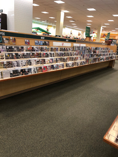 Book Store «Barnes & Noble», reviews and photos, 631 E Boughton Rd, Bolingbrook, IL 60440, USA