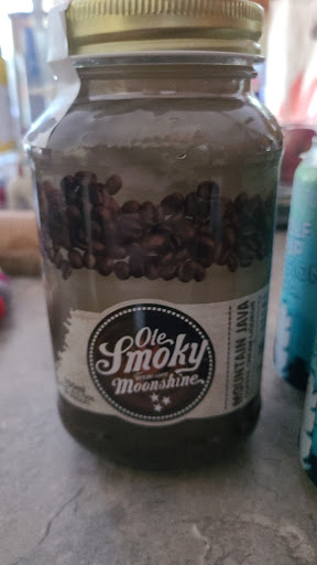 Liquor Store «Liquor Super Store Watertown», reviews and photos, 1432 Main St, Watertown, CT 06795, USA