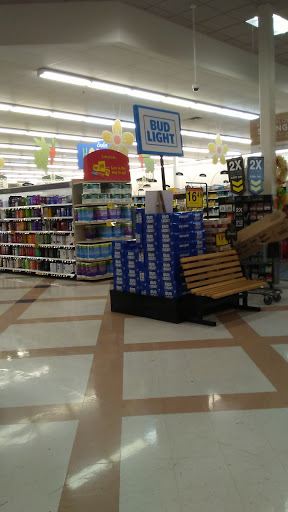 Grocery Store «Jay C Food Plus», reviews and photos, 815 Highlander Point Dr, Floyds Knobs, IN 47119, USA