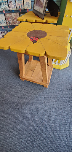 Coffee Shop «Downtown Video & You Maka Me HOT Coffee Roasting Company», reviews and photos, 101 NE 1st Ave, Mineral Wells, TX 76067, USA