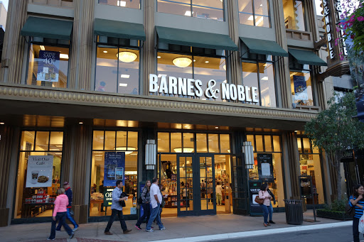 Book Store «Barnes & Noble», reviews and photos, 210 Americana Way, Glendale, CA 91210, USA