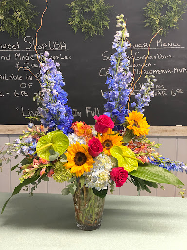 Florist «Tall Tree Floral Designs», reviews and photos, 143 Medford Ave, Patchogue, NY 11772, USA
