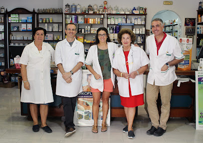 Información y opiniones sobre Farmacia Santa Teresa de Jaén
