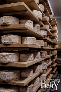 Fabrication du fromage du Restaurant L'Atelier Betty & Betty sur le pouce à Saint-Jean - n°4