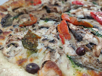 Plats et boissons du Pizzeria Antibes pizza - n°6