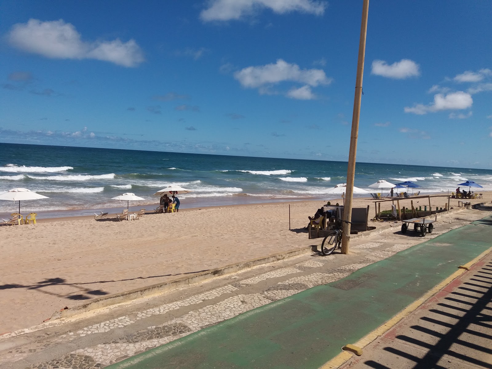 Foto van Praia de Jaguaribe en de nederzetting