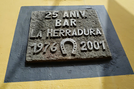 Bar Cafetería La Herradura C. León y Castillo, 30, 35340 Valleseco, Las Palmas, España