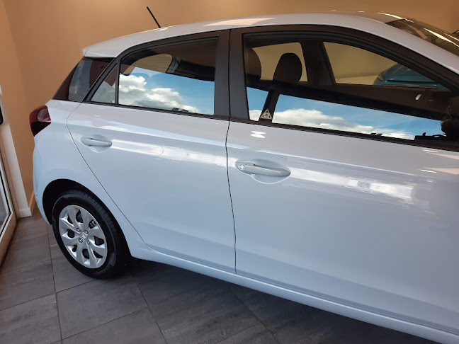Daly's Hyundai - Showroom - Car dealer