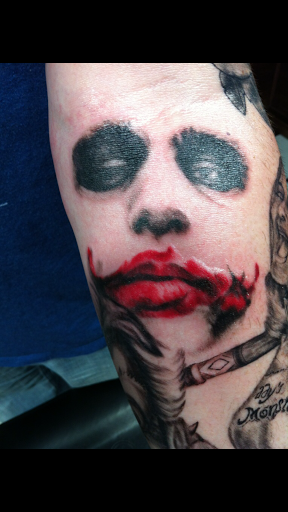 Tattoo Shop «Freedom Tattoos LLC», reviews and photos, 13507 Lake Charles Hwy, Leesville, LA 71446, USA