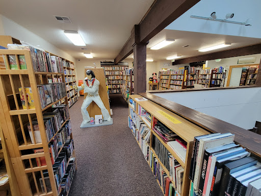 Gold Beach Books, 29707 Ellensburg Ave, Gold Beach, OR 97444, USA, 