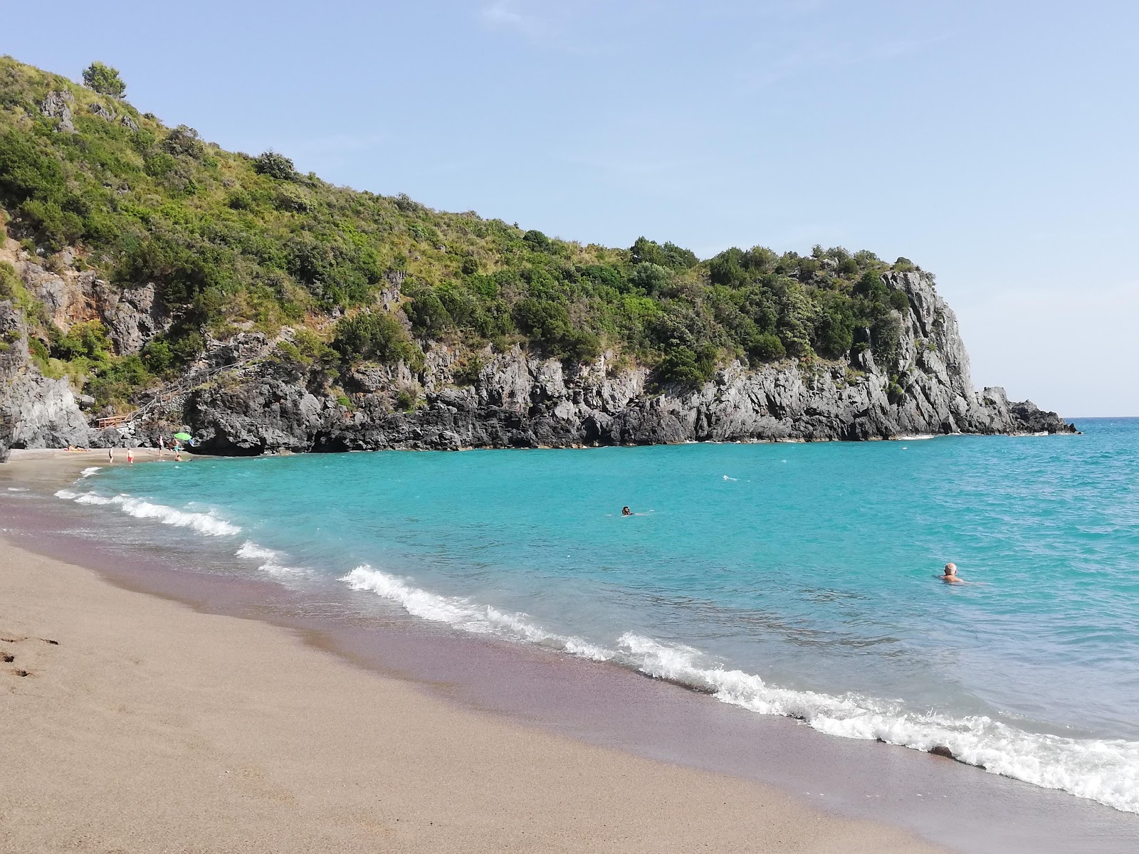 Foto de Spiaggia Lentiscelle área de complejo turístico de playa