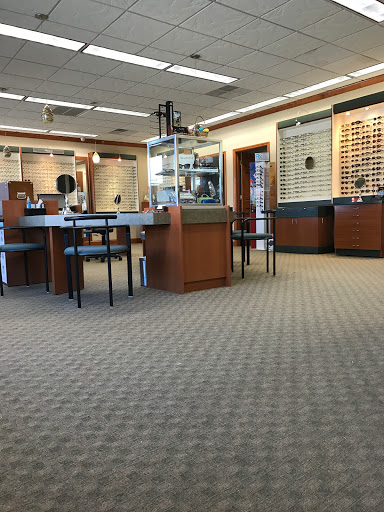 Springfield Opticians, 2350 MacDade Boulevard, Holmes, PA 19043, USA, 