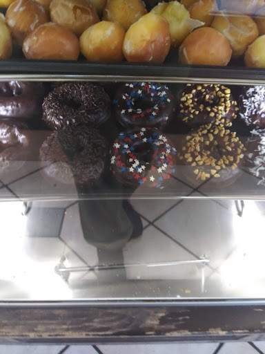Donut Shop «Yum Yum Donuts», reviews and photos, 12201 Venice Blvd, Los Angeles, CA 90066, USA