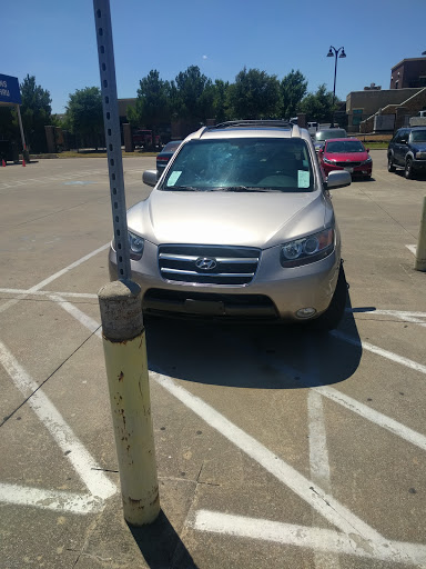 Thrift Store «Goodwill Super Store», reviews and photos, 825 W Pipeline Rd, Hurst, TX 76053, USA