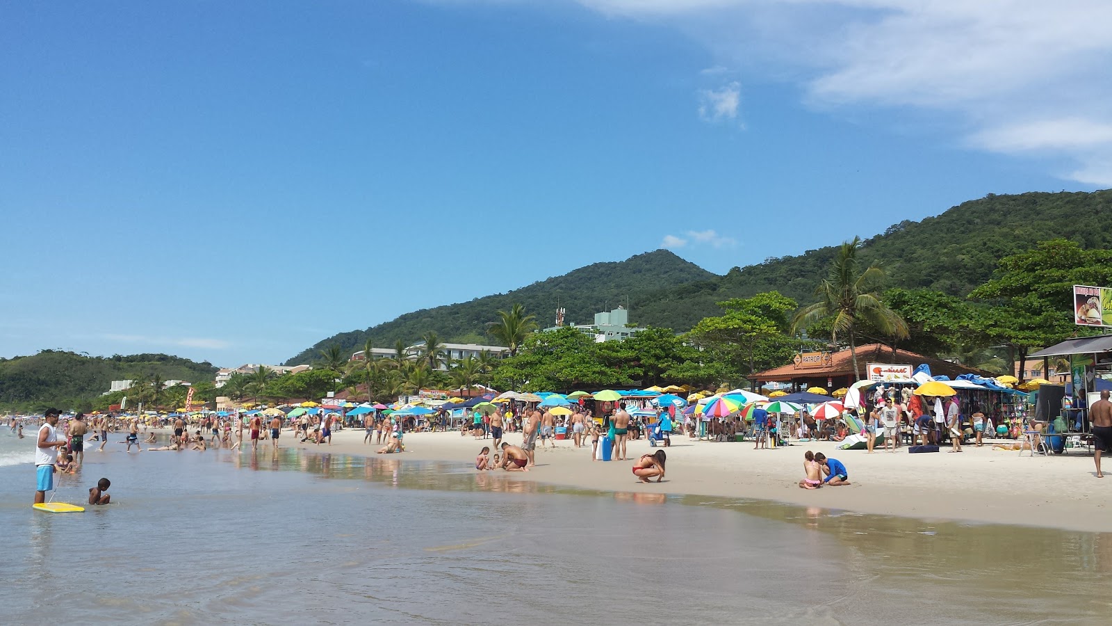 Foto van Grande Strand met fijne beige zand oppervlakte
