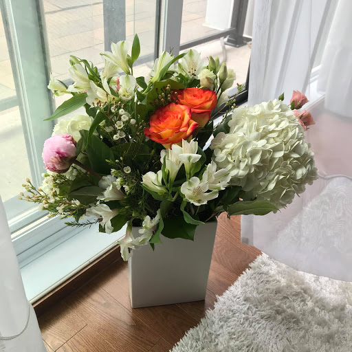 Flower arrangement courses Montreal