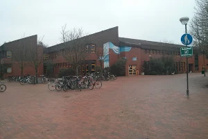 Elsensee-Gymnasium, Schule der Stadt Quickborn image