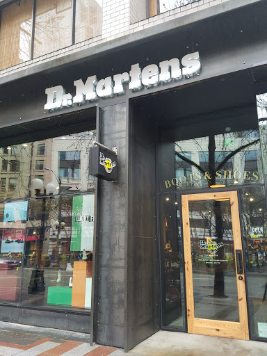 Clothing Store «The Dr. Martens Store», reviews and photos, 1527 4th Ave, Seattle, WA 98101, USA