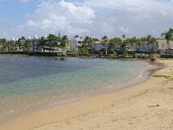 Playa Dorado del Mar West'in fotoğrafı birden fazla küçük koy ile birlikte
