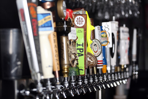 Fronks Restaurant and Sports Bar image