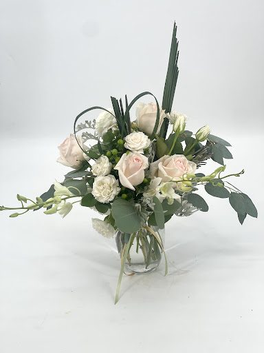 Florist «Lake O. Floral», reviews and photos, 397 N State St, Lake Oswego, OR 97034, USA