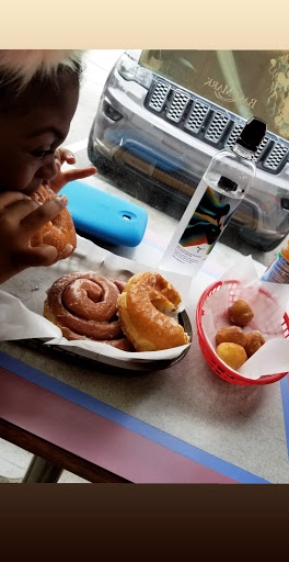 Donut Shop «Best Country Donuts», reviews and photos, 4746 Jonesboro Rd, Forest Park, GA 30297, USA