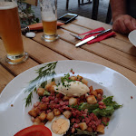 Photo n°4 de l'avis de Jutta.i fait le 12/06/2019 à 20:54 sur le  Schwanenkönig à Saarbrücken
