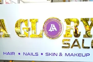 La Glory's Salon image