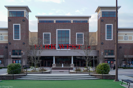 Movie Theater «Park West 14», reviews and photos, 3400 Village Market Pl, Morrisville, NC 27560, USA