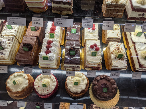 Grocery Store «The Fresh Market», reviews and photos, 223 Greenville Hwy, Hendersonville, NC 28792, USA