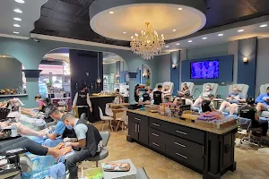 Lena’s Nail Spa image