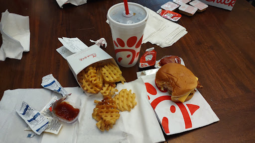 Fast Food Restaurant «Chick-fil-A», reviews and photos, 511 W Avalon Ave, Muscle Shoals, AL 35661, USA