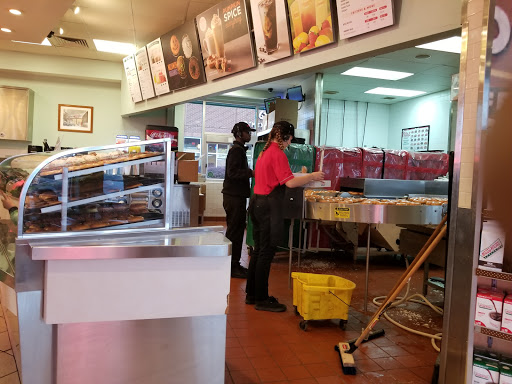 Donut Shop «Krispy Kreme», reviews and photos, 1021 Polaris Pkwy, Columbus, OH 43240, USA